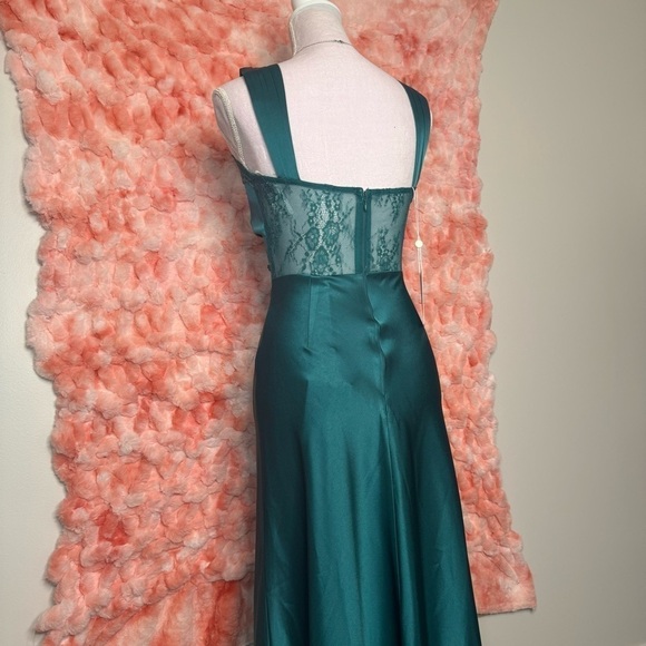 Miss Circle New York Teal Green Slip Gown 🧜🏼‍♀️💚 - Picture 10 of 11